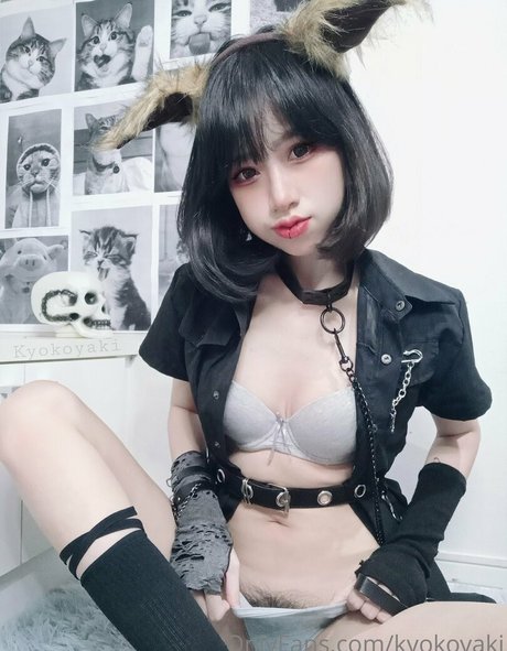 カウガール POV オンリーファンズ ヌード アーカイブ