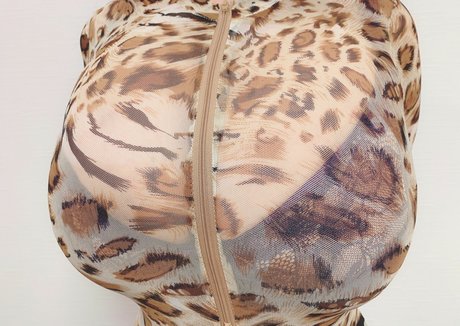 ディープスロートプリンセスオンリーファンズ アートポルノ ギャラリー