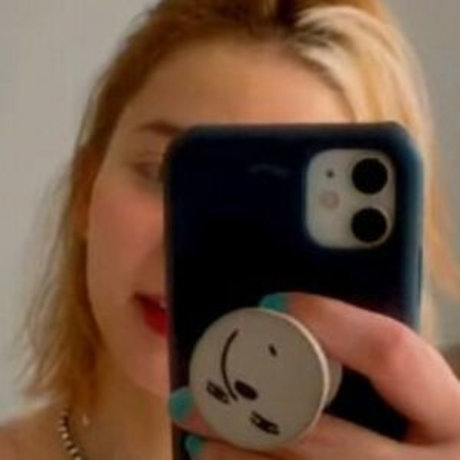 Loud Thaiga ポルノスター セクシー 写真