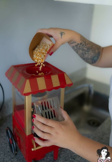 Tinkertify セックスモデル 写真