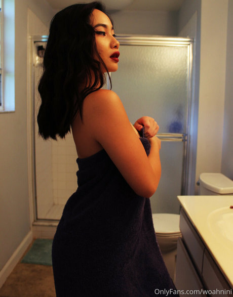 woahnini セックスモデル アーカイブ