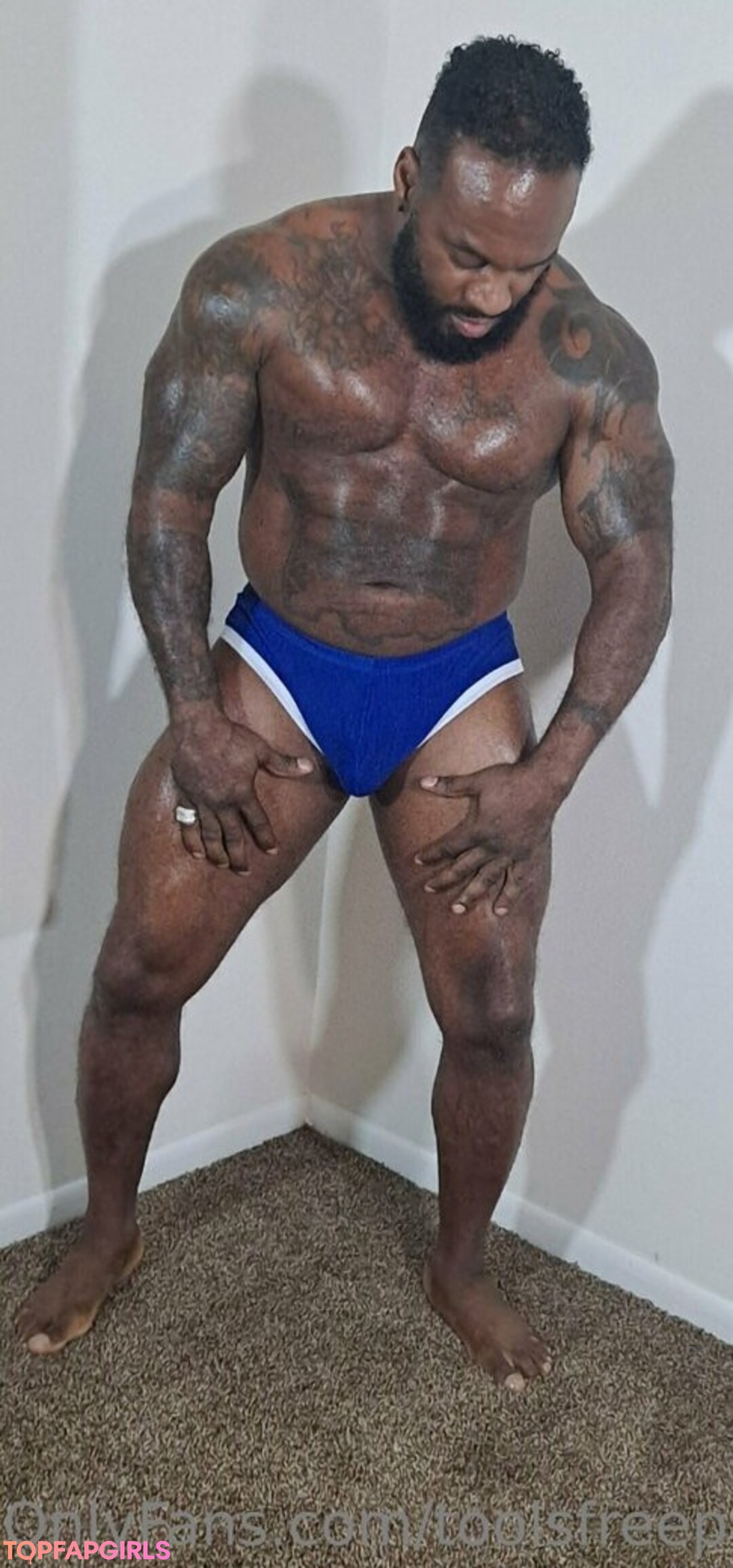 toolsfreepage 完璧なモデル 写真