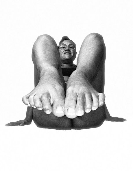 shesabigone 高品質のスター ギャラリー