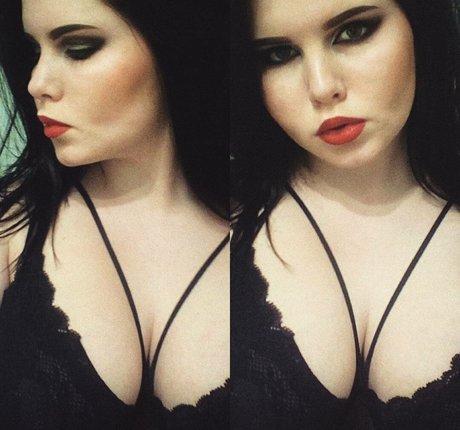 Anna Bernadi ポルノスター ヌード 画像