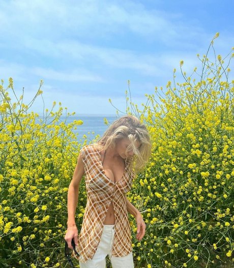 フィットネス熟女オンリーファンズ アートポルノ 写真