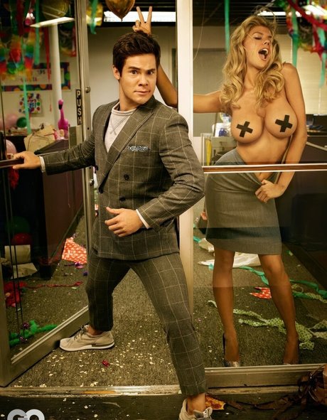 巨根シーメールオンリーファンズ ヌード 写真