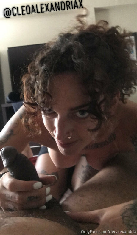 cleoalexandria ポルノモデル 画像