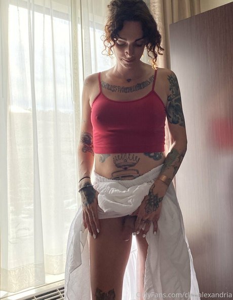 スムーズなオンリーファンズ 裸 画像