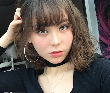 ASMR BlueKatie HDスター 画像