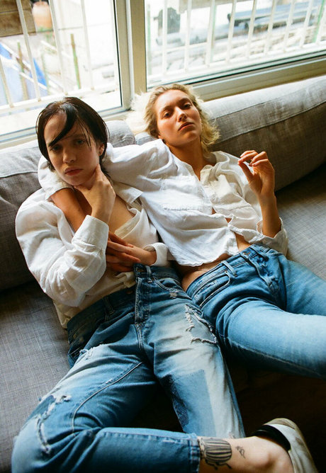 Anna April ポルノスター 写真