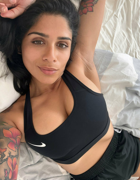 mistresssophiasahara 高品質のスター アーカイブ