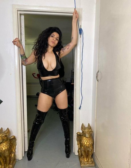 mistresssophiasahara 無料のポルノスター 写真