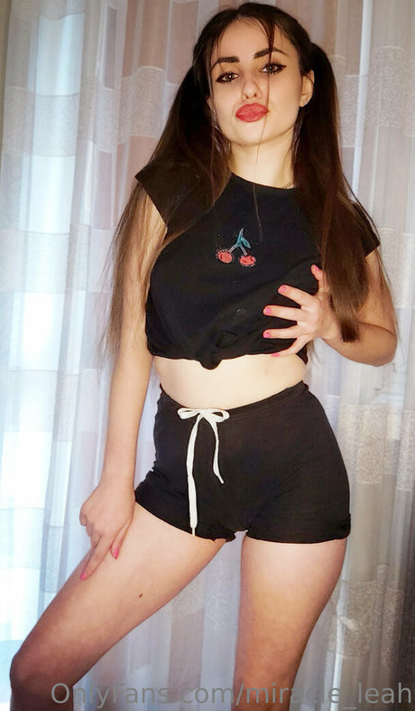 miracle leah ポルノ女優 写真