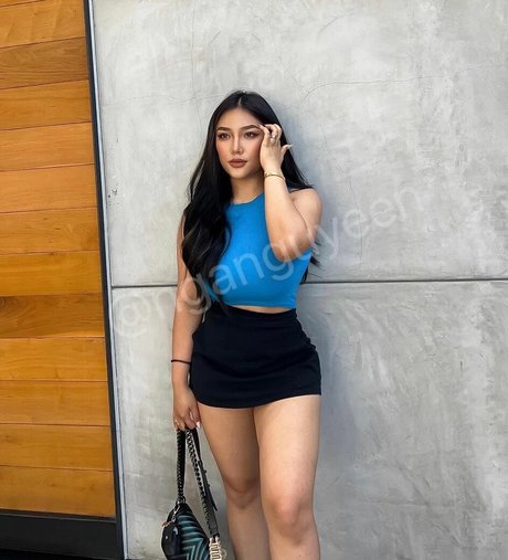 巨乳ランジェリーオンリーファンズ セクシーヌード ギャラリー