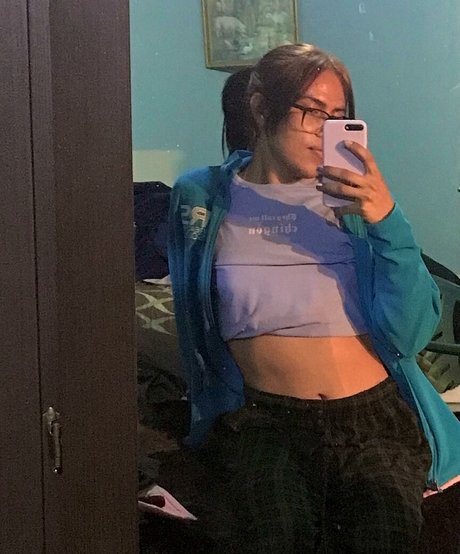 Lilith Moreno ヌードモデル 写真