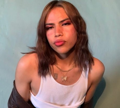 Lilith Moreno アートモデル アーカイブ