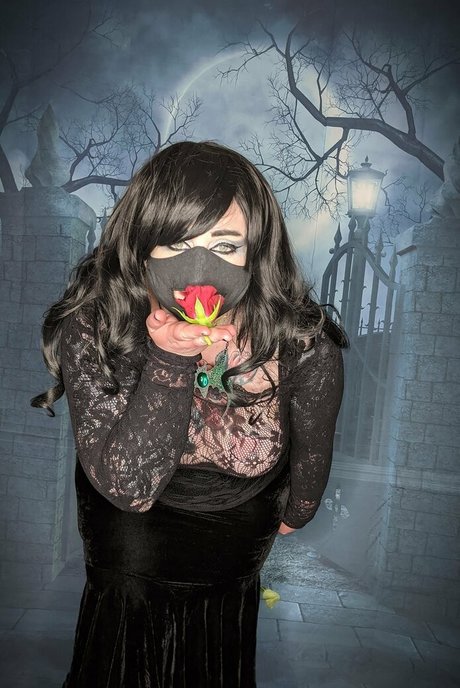 熟女オーガズムオンリーファンズ アートポルノ ギャラリー