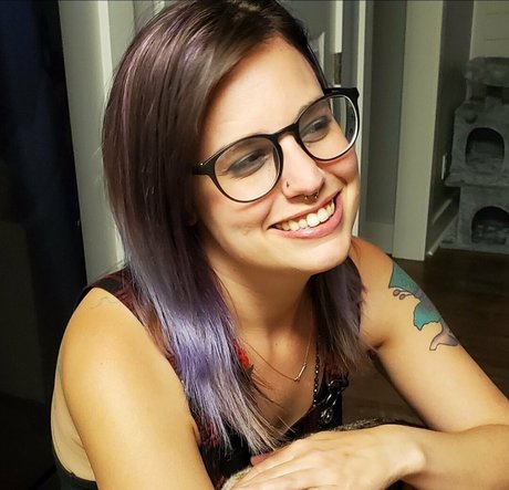 いちごミルクオンリーファンズ セクシー 画像