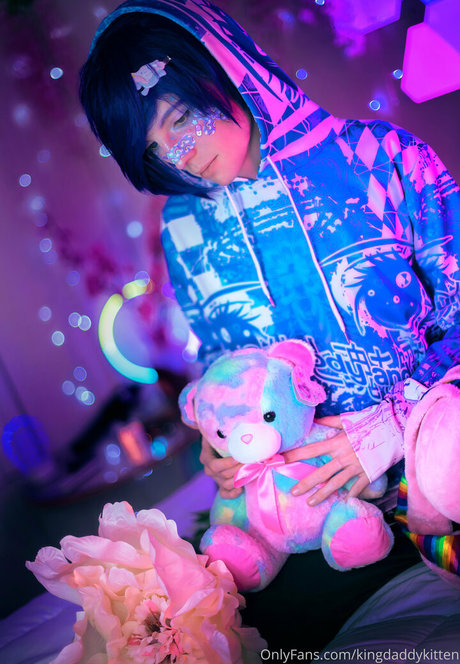 kingdaddykitten セクシーなスター 画像