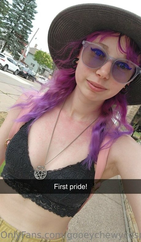 アジアン潮吹き オンリーファンズ 無料ヌード 画像