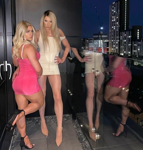 tayrosiee トップモデル 写真