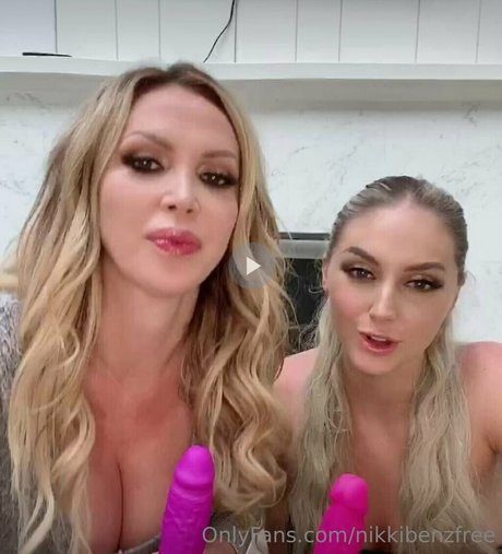 nikkibenzfree ポルノスター 美しい 写真