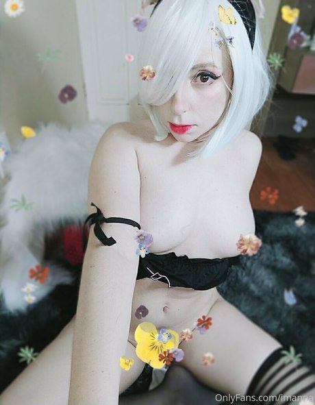 裸の女の子オンリーファンズ ホットヌード 写真