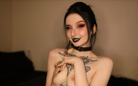 痴女妻オンリーファンズ アートポルノ 写真