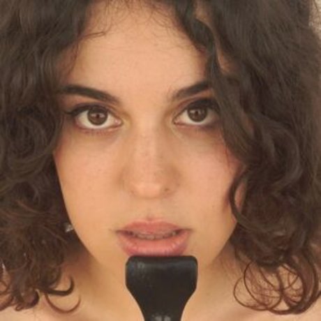 lovelyirene アートモデル 写真