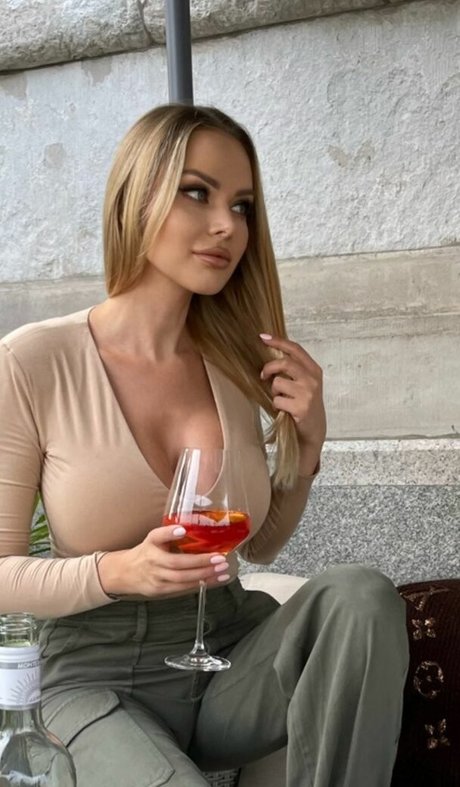 Ola Ciupa スター ヌード 写真