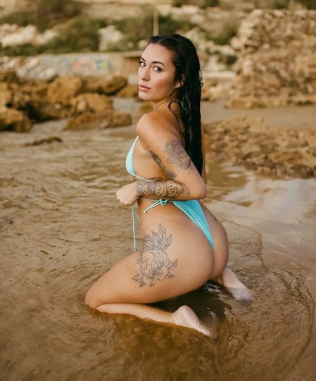 軍事オンリーファンズ 無料裸 ギャラリー