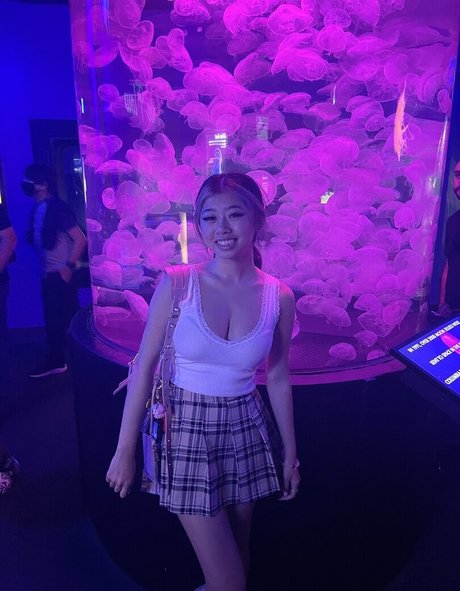 ニューハーフオンリーファン 無料エロ 写真