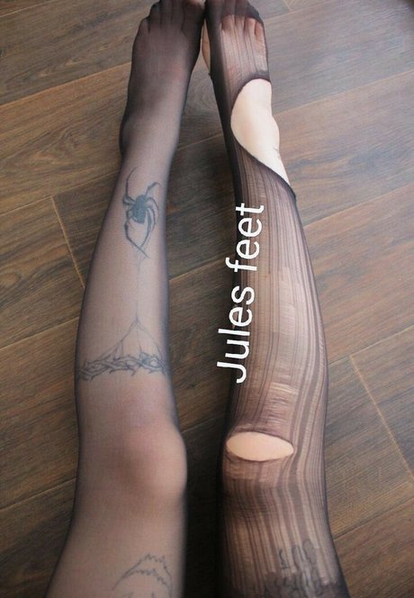 Jules Feet ポルノ女優 写真