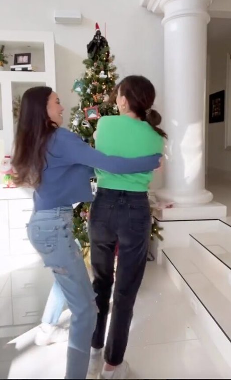 キッチンセックスオンリーファンズ 無料ヌード 写真