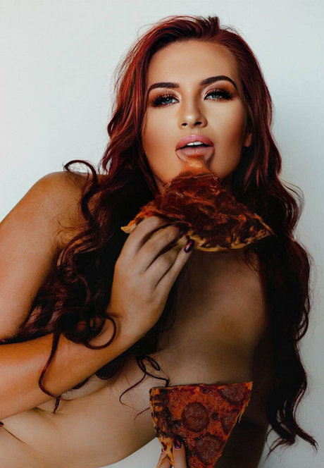 xoxomadisonmontgomery ポルノスター パーフェクト 写真