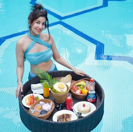 Bhumicka Singh HDポルノスター 画像