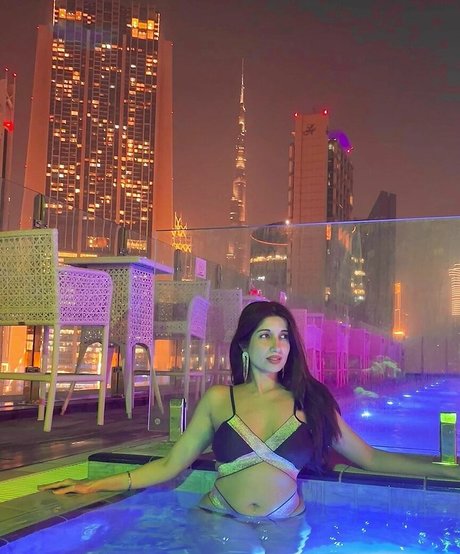 足の動画 オンリーファンズ パーフェクト 写真