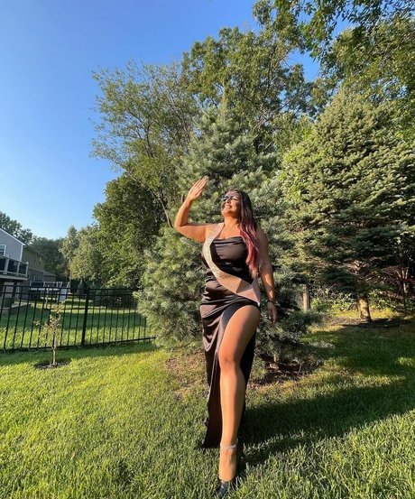 ティーンウェブカメラオンリーファンズ アート裸 写真