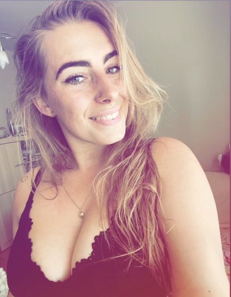 Blondinbelka 可愛いモデル 写真