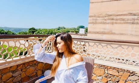 Akanksha Jain かわいいスター アーカイブ