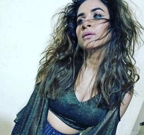 Muskaan Agarwal 裸のスター 写真