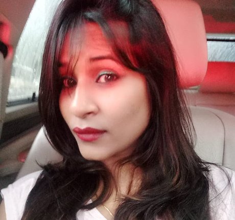 ストリップショー オンリーファンズ ヌード アーカイブ