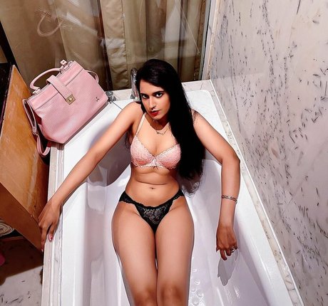 Foxy Queen 裸の女優 アーカイブ