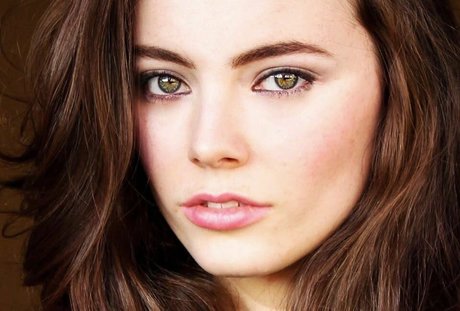 Freya Tingley 完璧な女優 写真