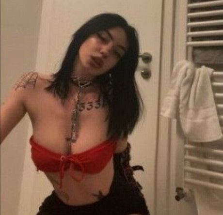 shawtysuzi かわいいモデル 写真