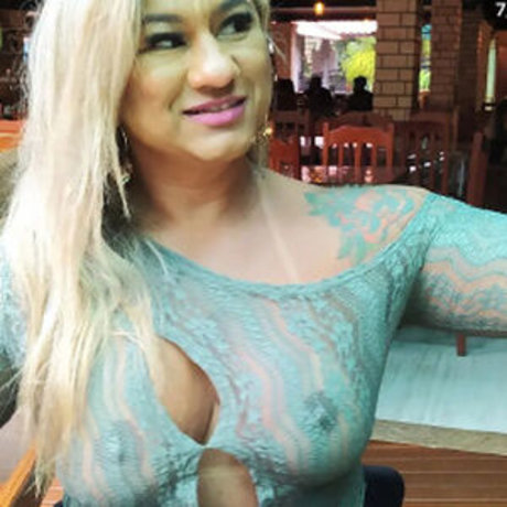 Esther Exhib 女優 画像