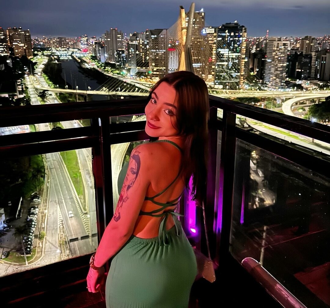 ジムガールズオンリーファンズ 無料アダルト 画像