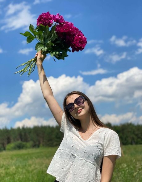 love evelin アダルト女優 写真