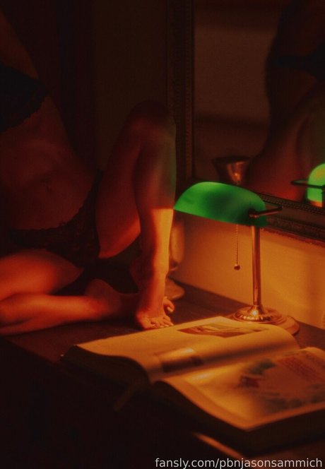 asmrマッサージオンリーファンズ ポルノグラフィック 写真