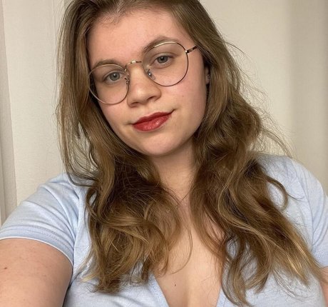 Lina Love 素敵なポルノスター アーカイブ